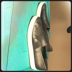 Vince leather slip on sneakers size 9